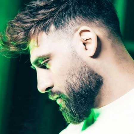 موندم اینجا چشم به راهت خدا گواهه تموم زندگیم بدون تو تباهه