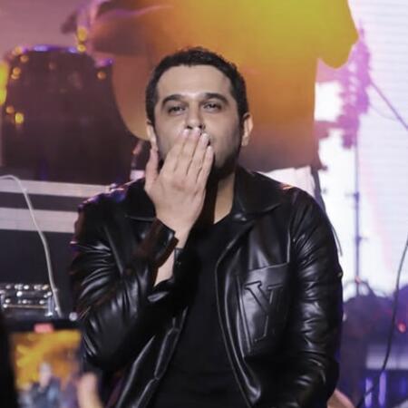 دانلود آهنگ حمید عسکری چشاتو وا کن و ببین کی تورو میخواست مثل من