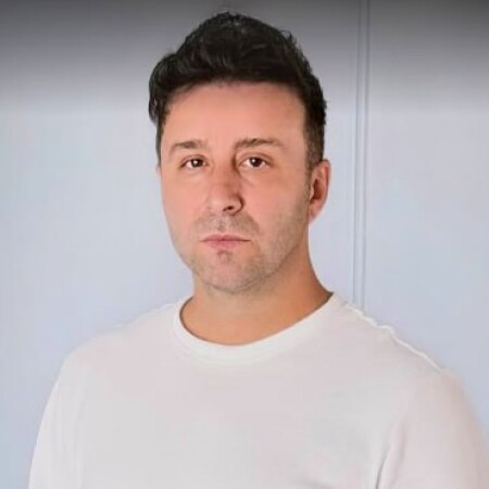 دانلود آهنگ ندیم قربونت بشم