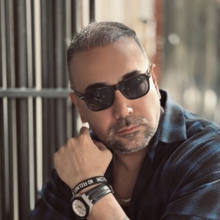 دانلود آهنگ من کسیو ندارم با کسی حال نمیکنم Ehsan Paya