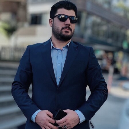 دانلود آهنگ من یه مرد دلشکستم که از این زمونه خستم آوات بوکانی
