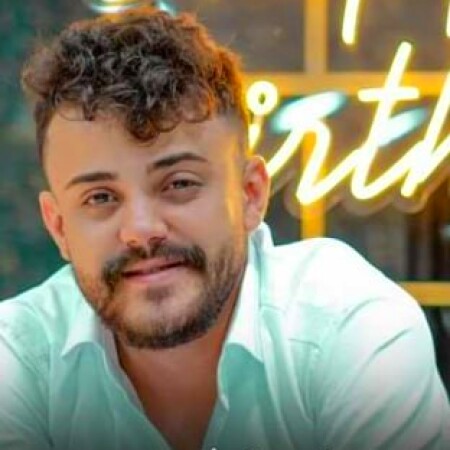 دانلود آهنگ محمد ملایی آخرش از دست تو میشم دیوونه
