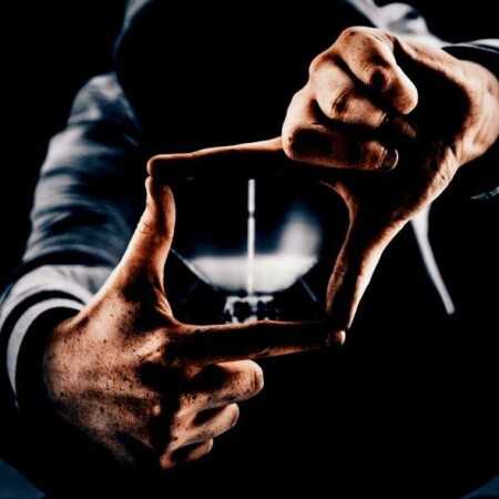 رو برنگردون ازم دور نشو با صدای زن