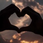 دانلود آهنگ من از این دنیا فقط بد دیدم با صدای میرا