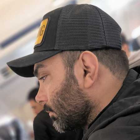مسعود صادقلو بغل کردم