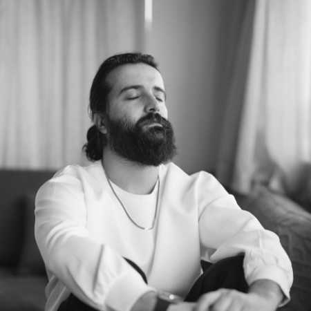 مهدی دارابی دل دادم بی وفا این چه رسم آشنایی بود