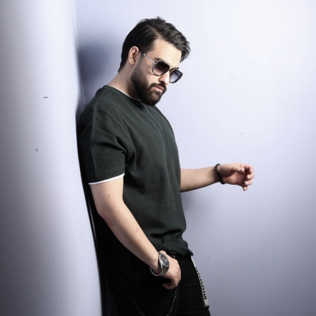 سهیل مهرزادگان لطفا